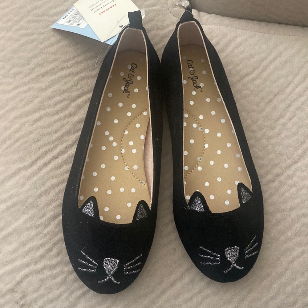 NWT cat & Jack shoes!